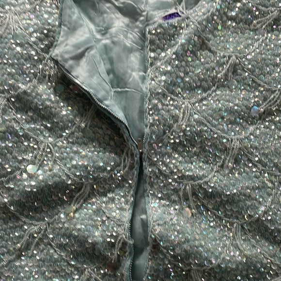 Vintage wool top with sequins and beads. Needs new zipper. Tags are still on - Picture 5 of 8